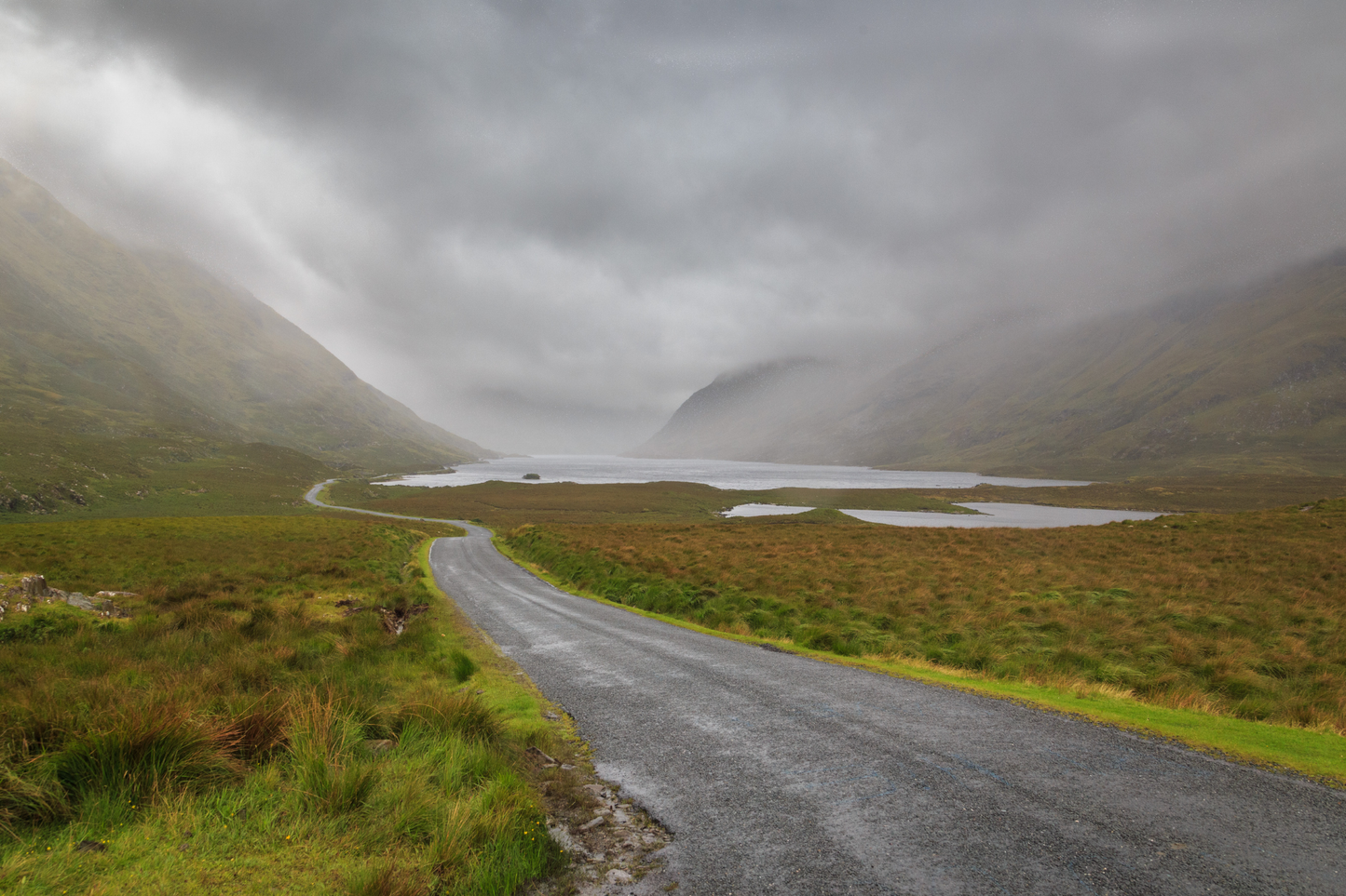 Breathtaking Irish Seascape Canvas Art – Bring the Beauty of Ireland Home!